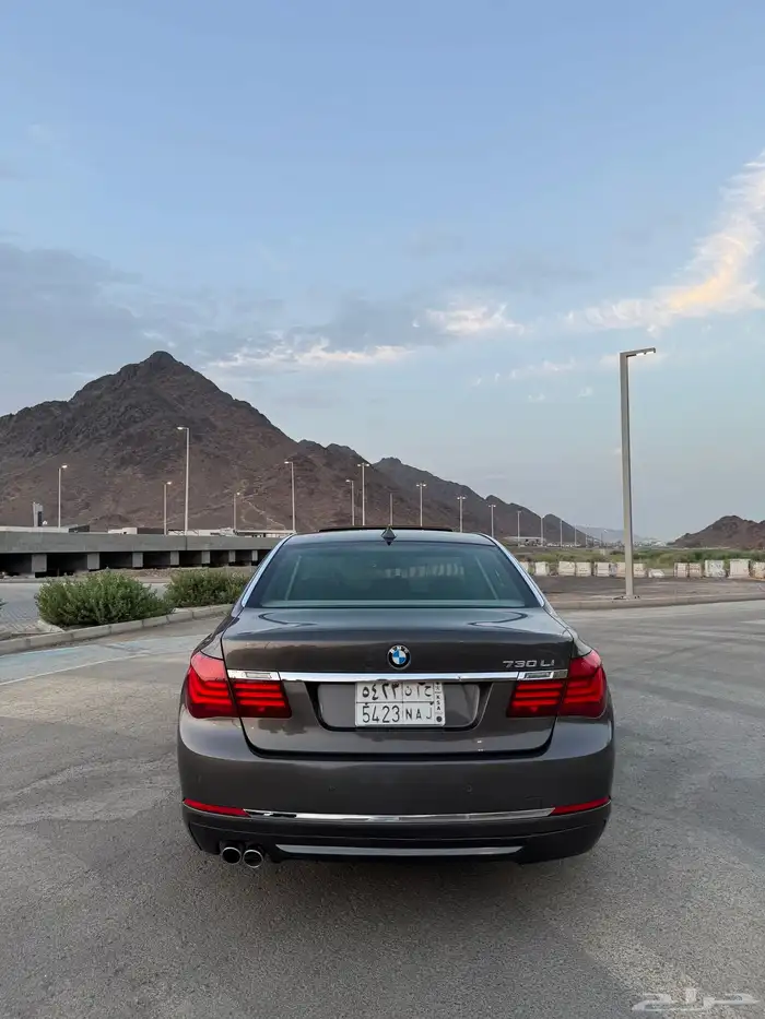BMW 730LI عداد قليل 7