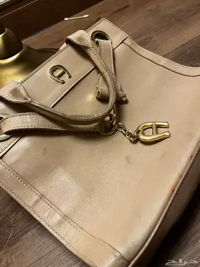 شنطه ماركة اقننر AIGNER index