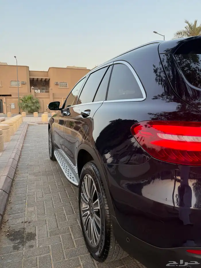 مرسيدس فل كامل GLC 300 موديل 2018 9