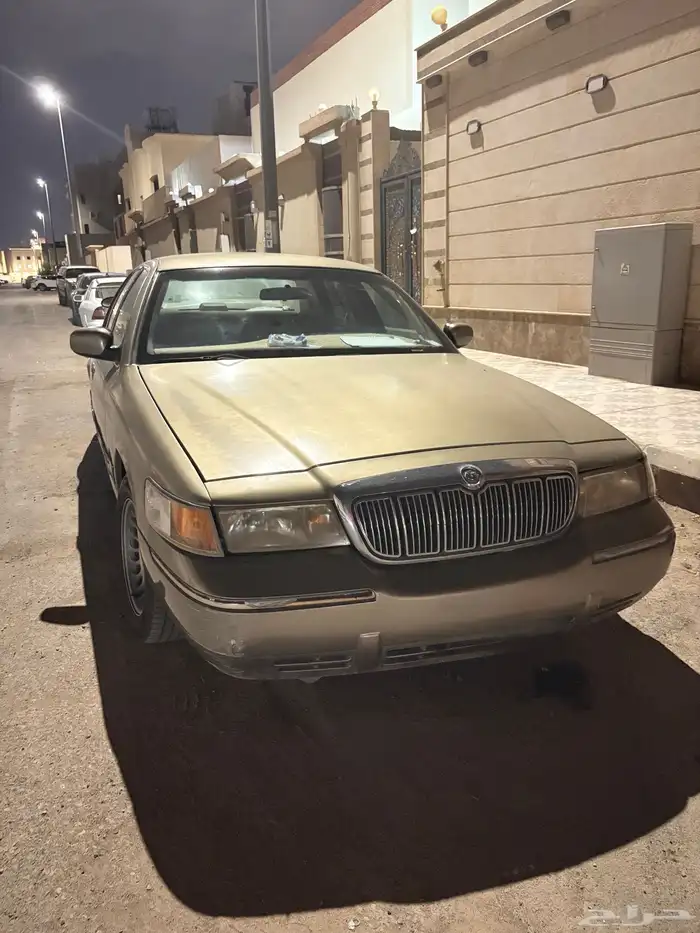فورد فكتوريا للبيع 2