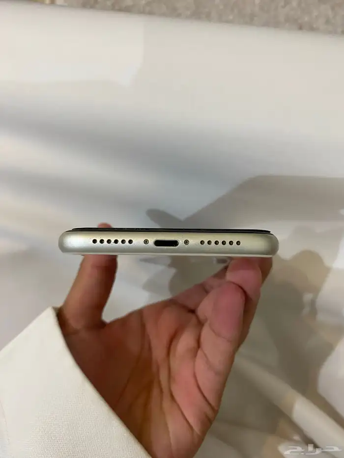 ايفون 11 10
