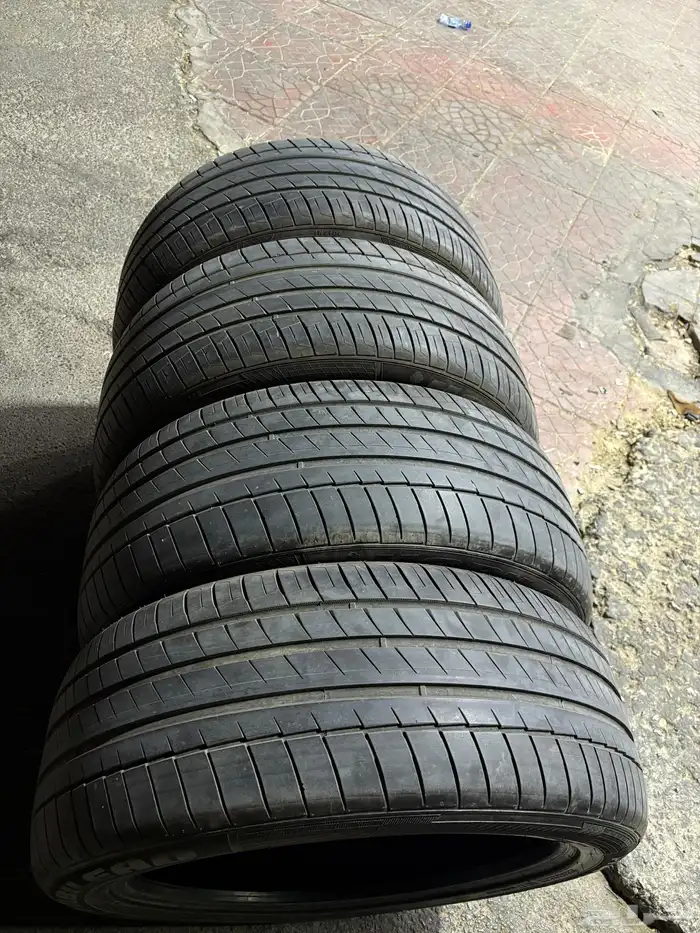 كفرات اسكلد و ديفندر ورنج روفر 285 45 22 10