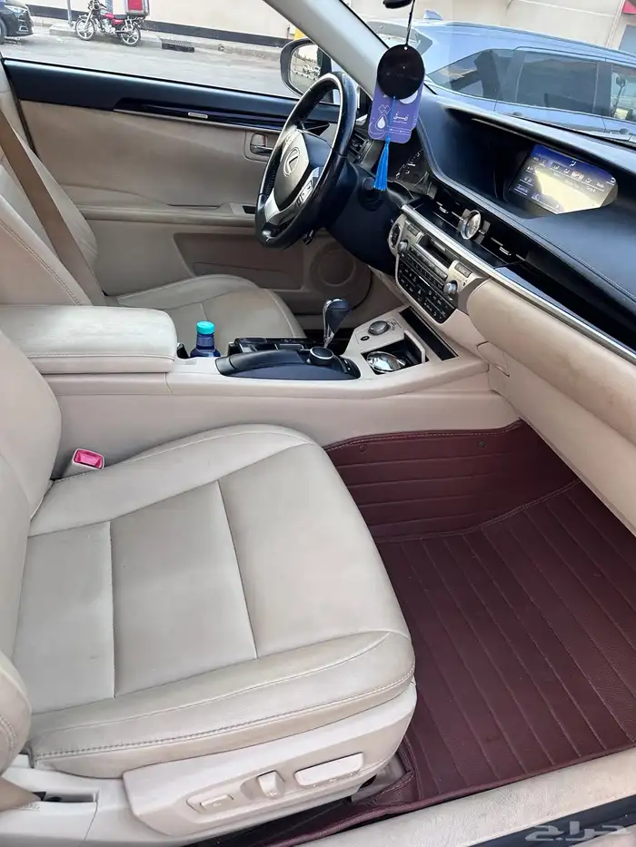 لكزز es350 الموديل 2014 17