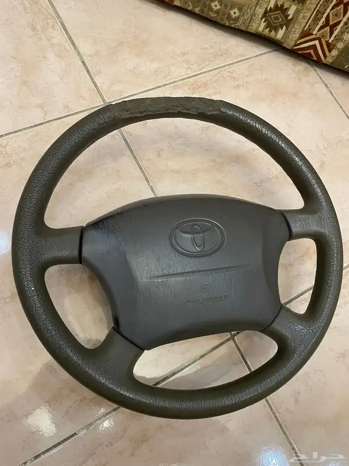 طاره مع ايرباق لاندكروزر 2001 اصلي 1