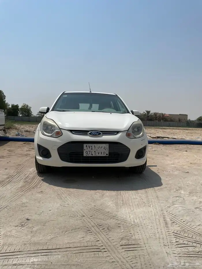 سياره للبيع ممتازه و لا توجد بها عيوب 2