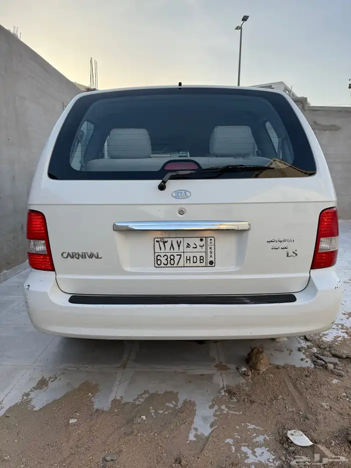 كيا كرنفال مخزن 3