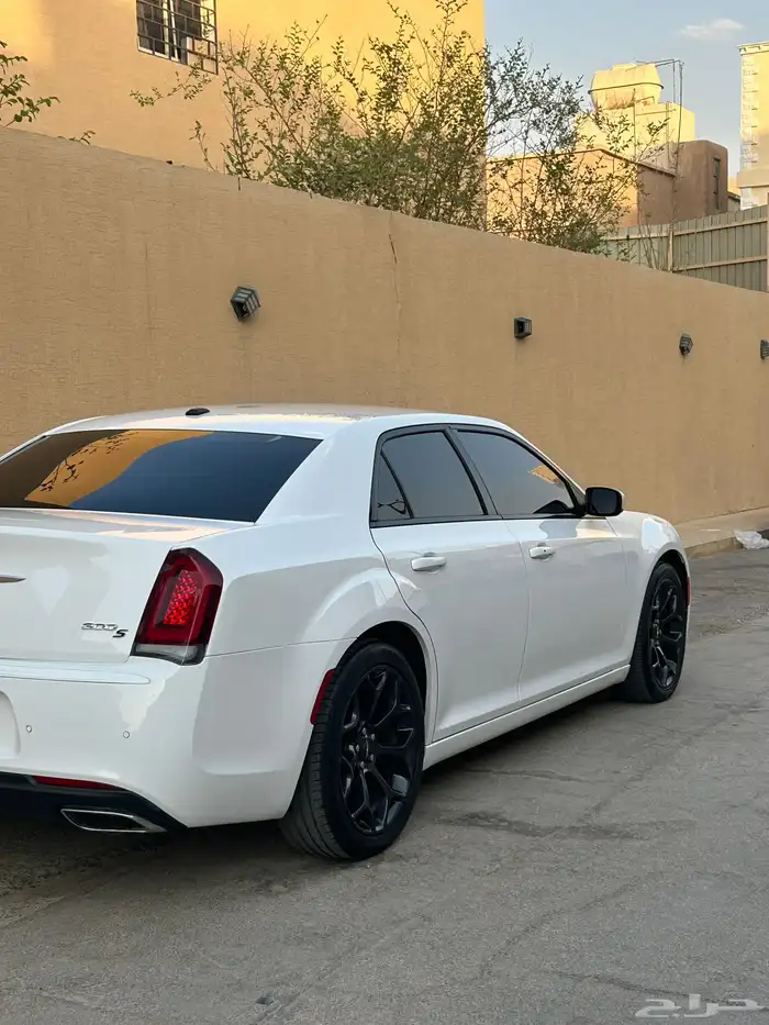 كرايزلر c300 s شبة وكالة 5