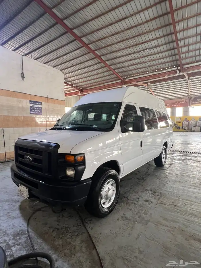 فورد فان E350 0