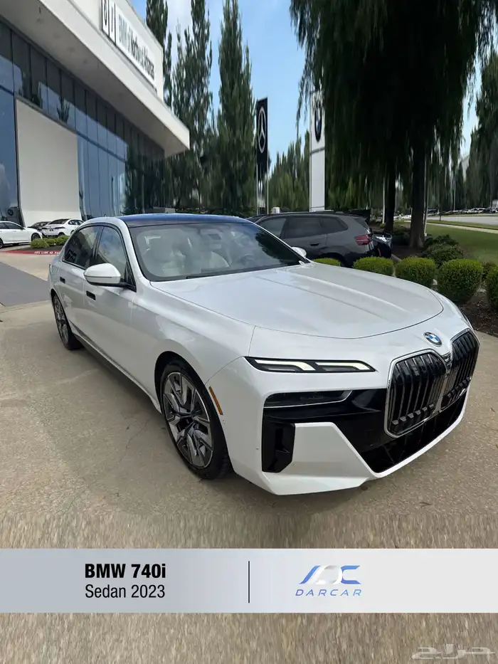 BMW 740i Sedan 2024 1