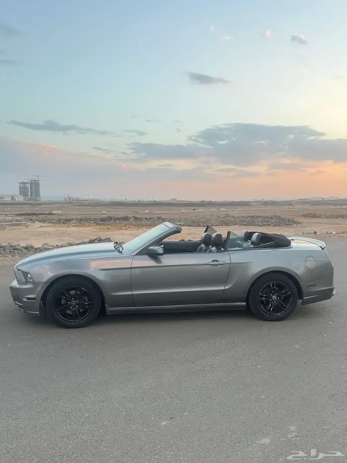 موستنج 2013 V6 4