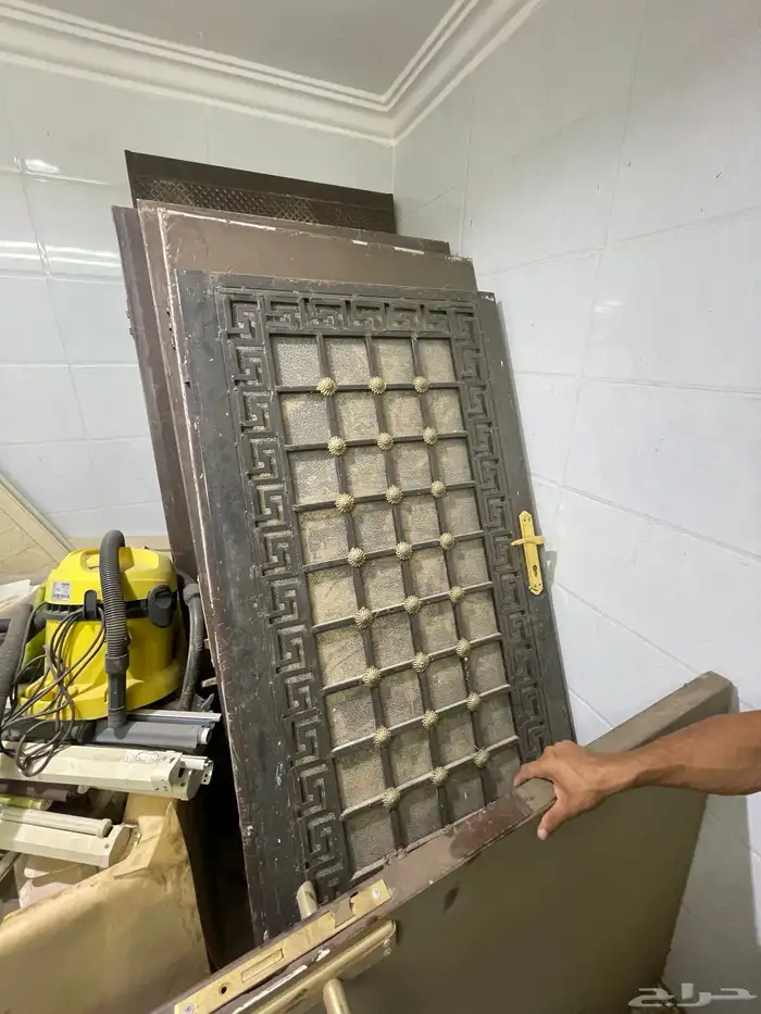 ثلاث بيبان للبيع 1