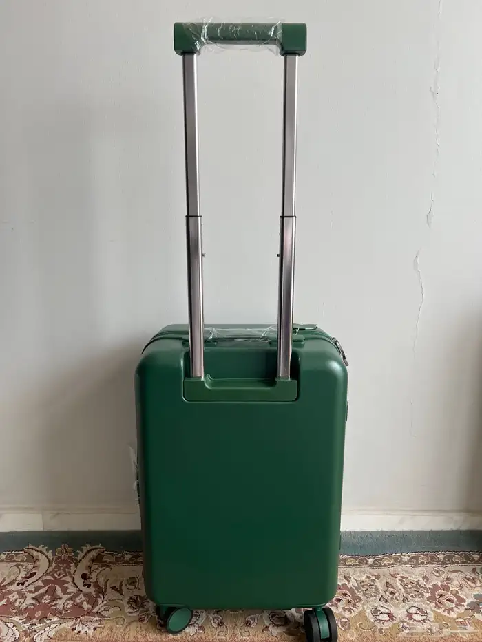 حقيبة سفر الخطوط السعودية 1