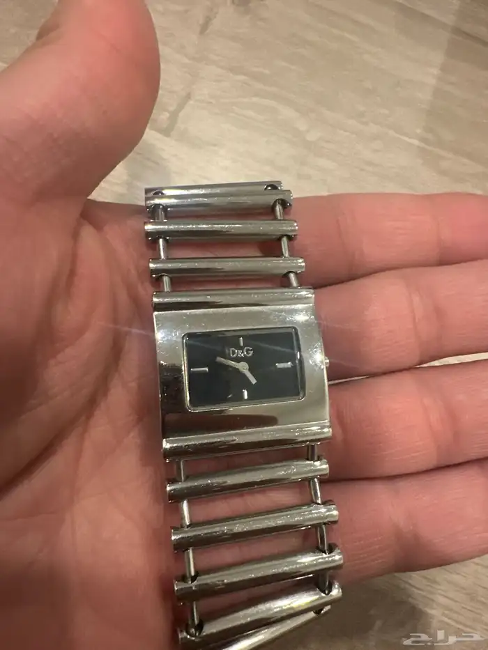ساعه نسائيه من دولتشي اند غابانا Dolce   Gabbana (D G)Watch 2
