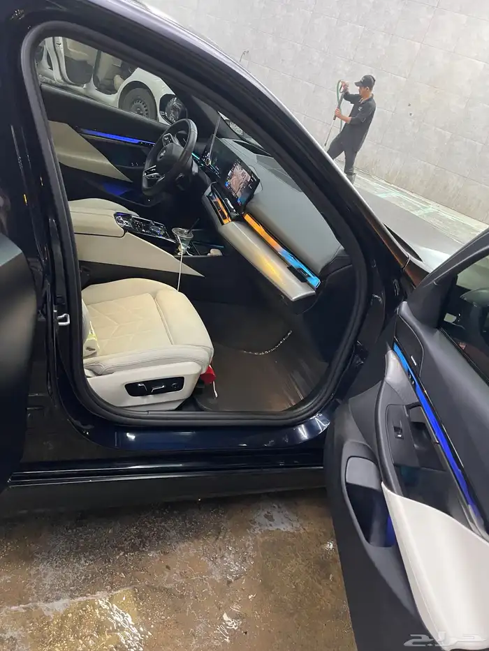 BMW 520i MKit 2025 للتنازل 7