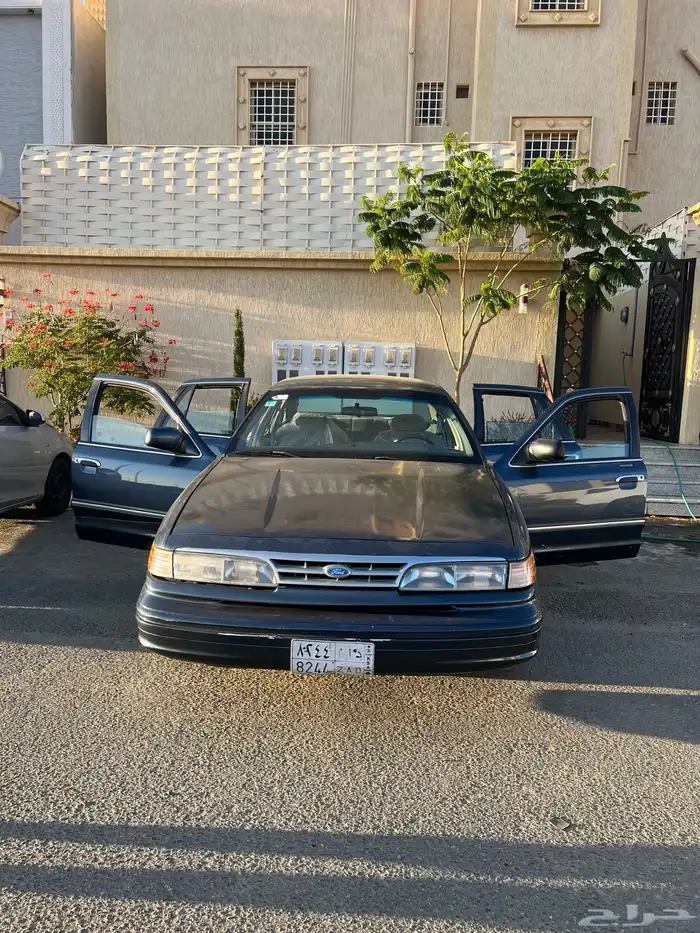 فورد كراون فكتوريا 1997 نضيف للبيع 0