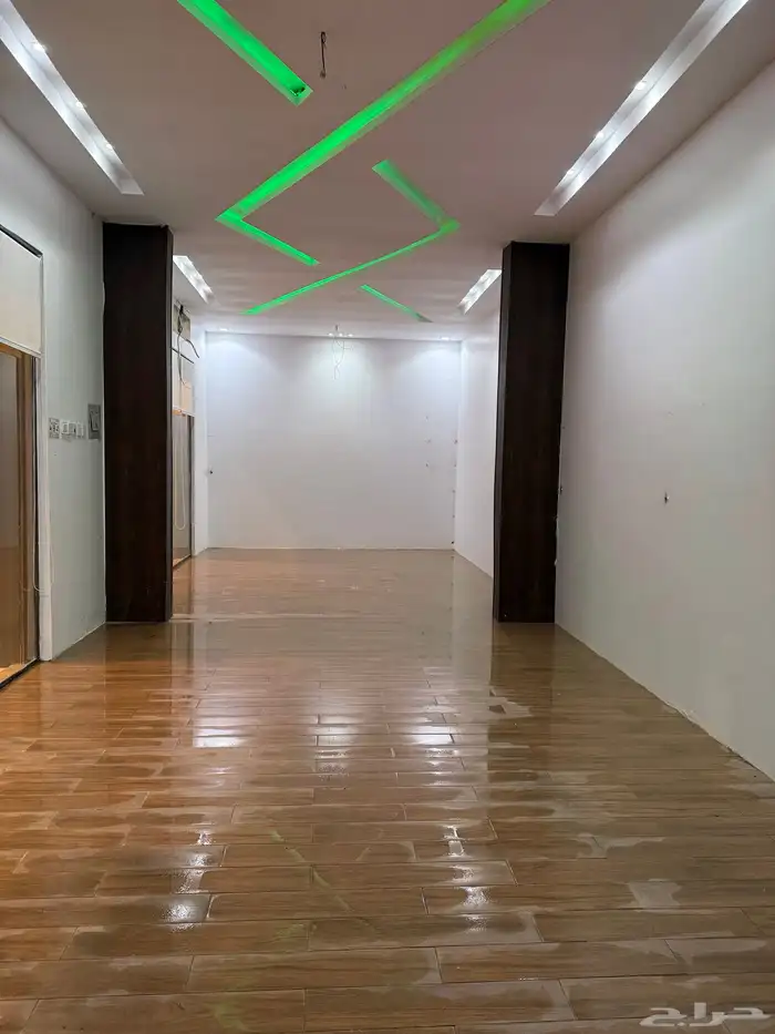 محل للإيجار بمحايل عسير 1