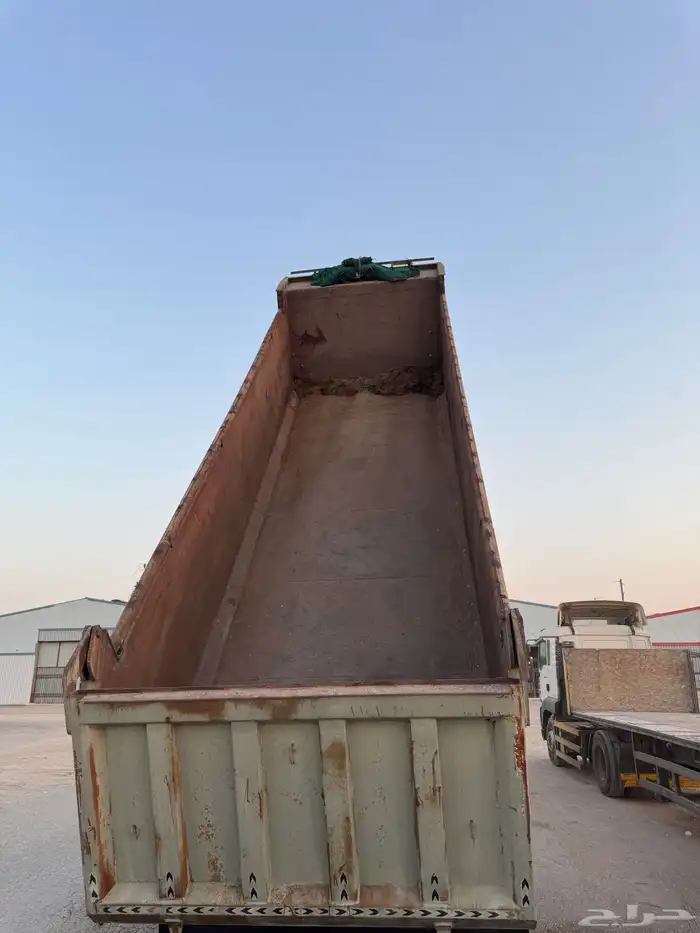 صندوق قلاب 24 متر 7