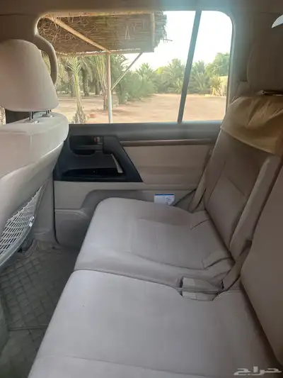 جيب لاند كروزر GXR 2020 ديزل فتحة المريات تسفط كاميرا index