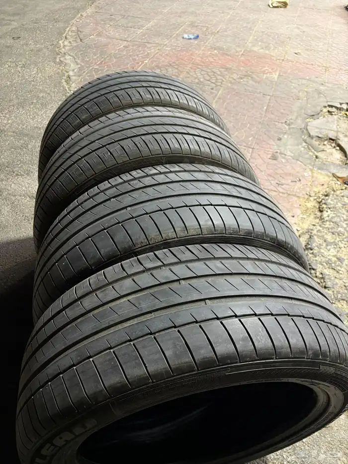 كفرات اسكلد و ديفندر ورنج روفر 285 45 22 4