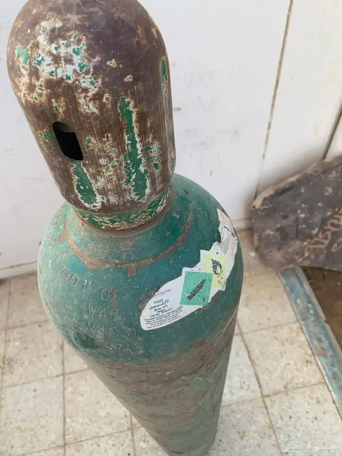 اسطوانة اكسجين مع اللي 2