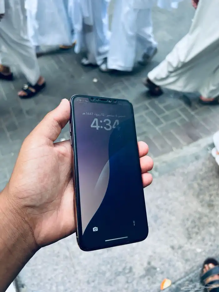 آيفون 11 برو ماكس 4