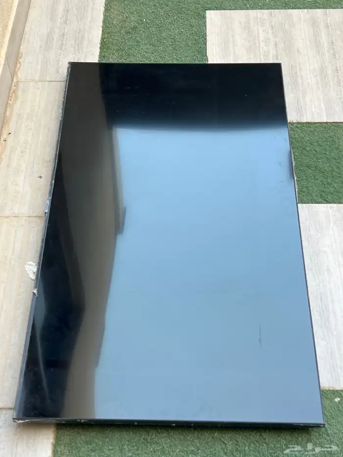 تلفزيون سامسونج 65 بس الشاشة خربانة 1