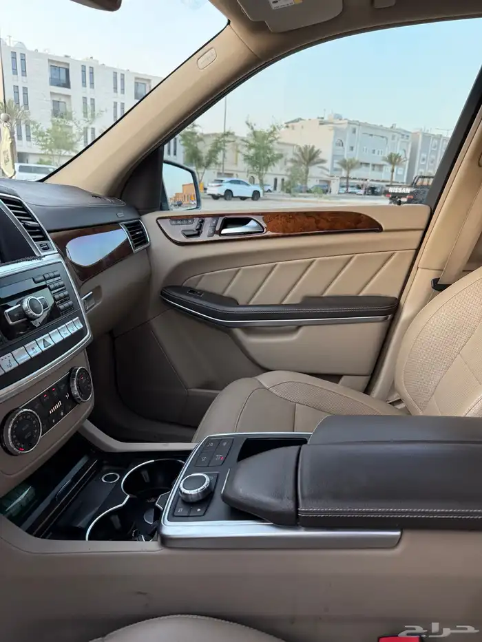 Mercedes Gl500 نظيف 12