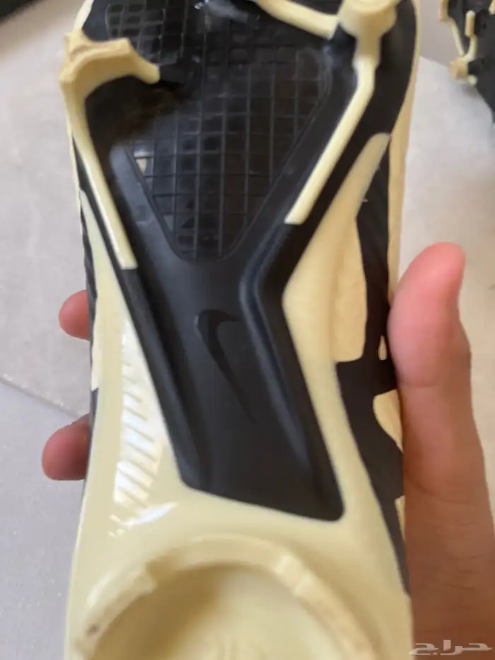 بوت نايك اصلي 2