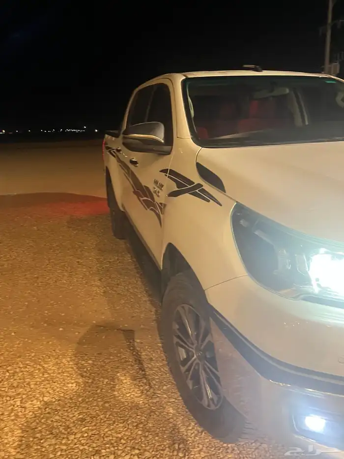 هايلوكس 22 ديزل فل كامل 2400 سغودي الموتر شرط استخدام شخص 7
