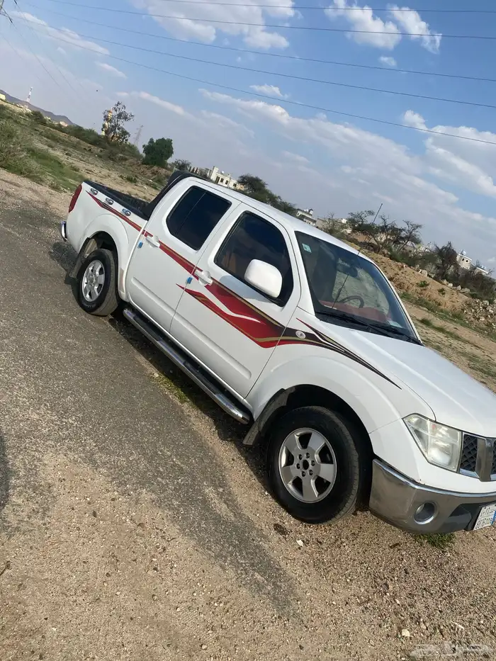 سيار  نيسان نافار 4