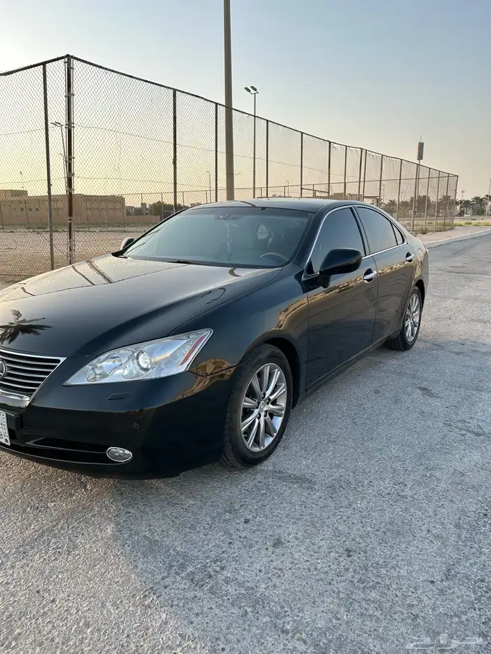 لكزس ES350. 2008 اسود 30