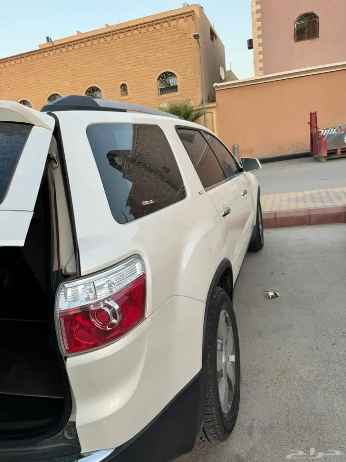جمس اكاديا 2010 12