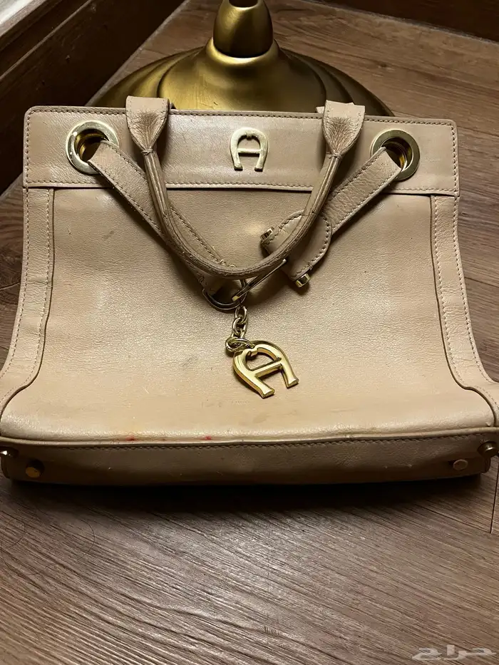 شنطه ماركة اقننر AIGNER 2