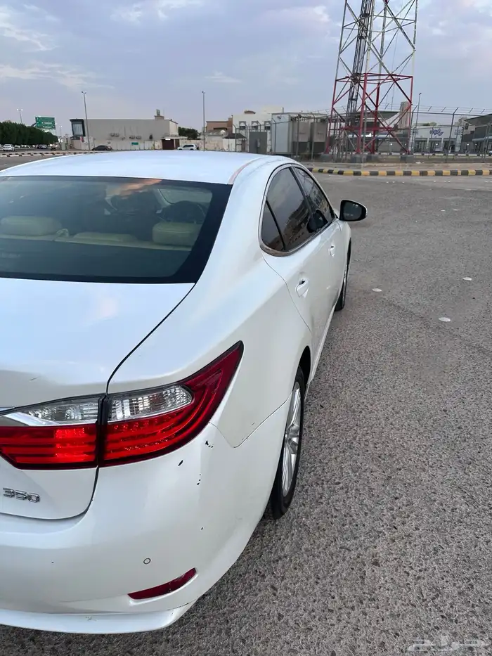 لكزز es350 الموديل 2014 4