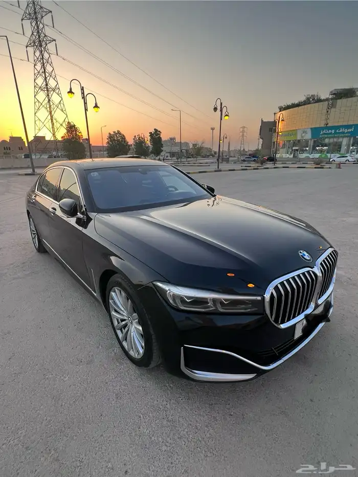 للبيع بي ام دبيلو 730 نظيف 0