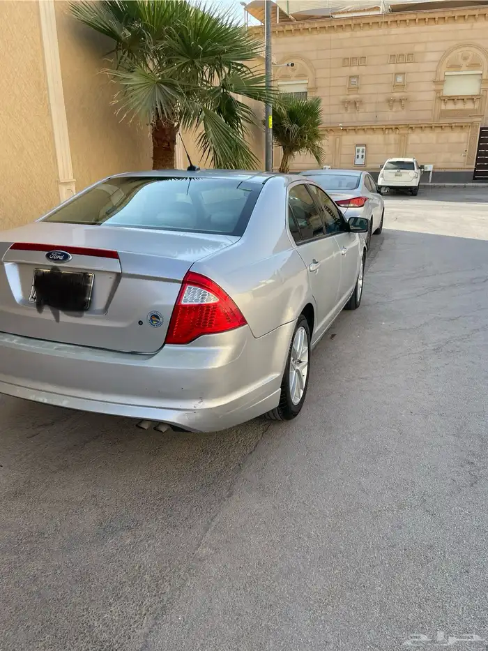 فورد فيوجن 2010 1