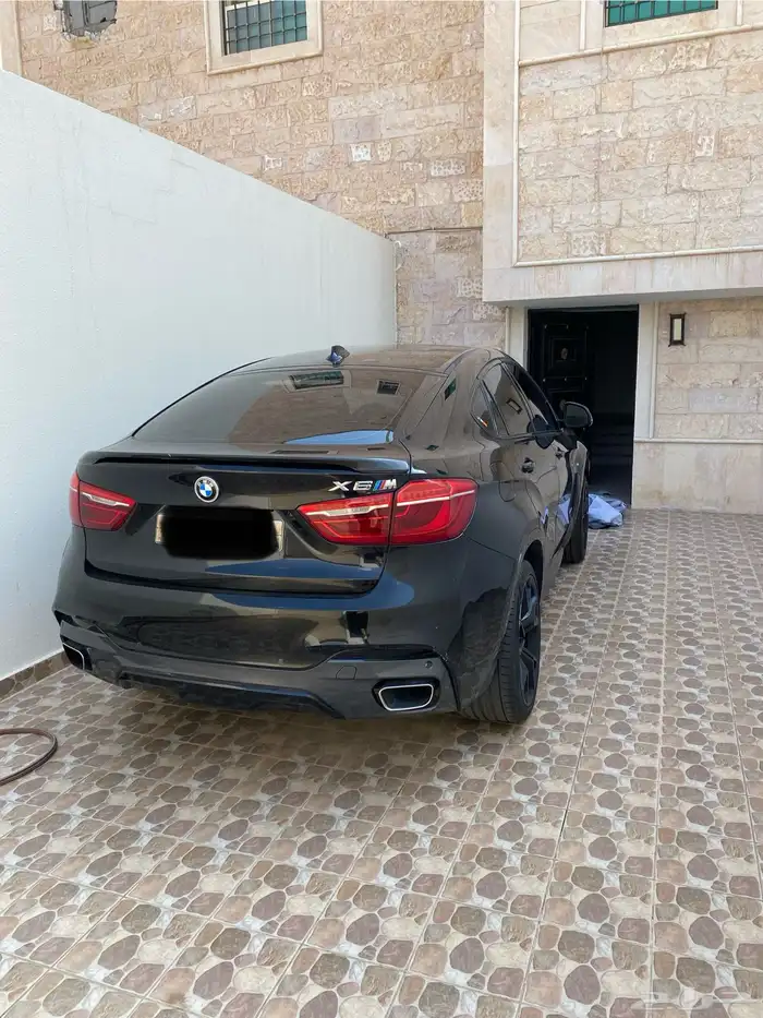 بي ام دبليو x6 2016 اسود 4