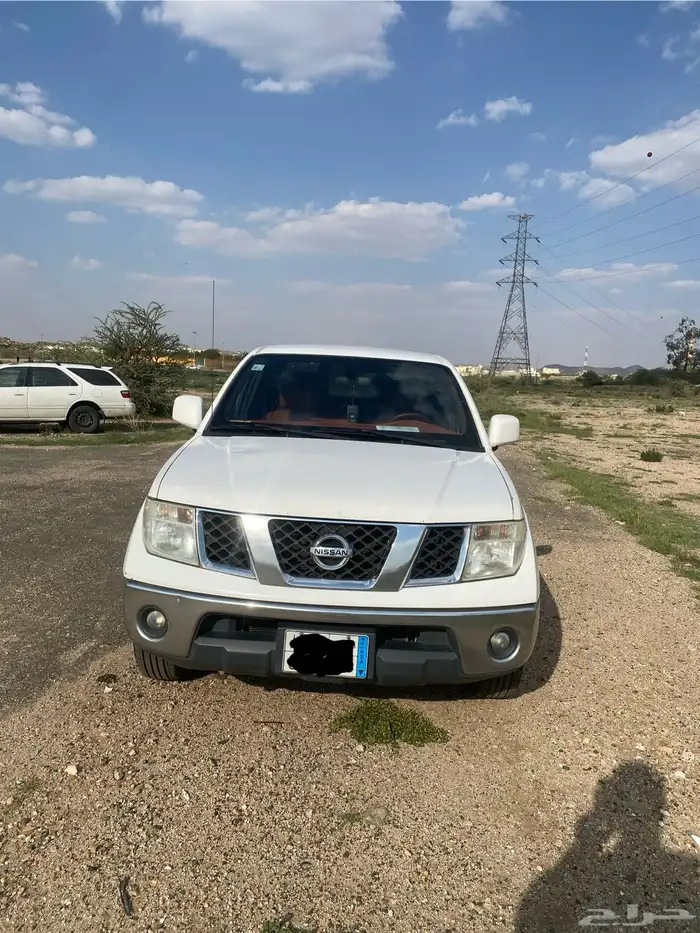 سيار  نيسان نافار 1