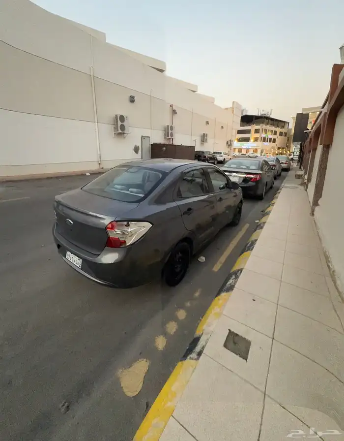سيارة فورد فيجو 2016 2