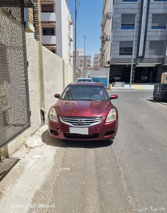 نيسان التيما 2010 0