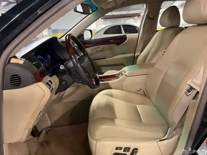 لكزس LS 4560L موديل 2007 14