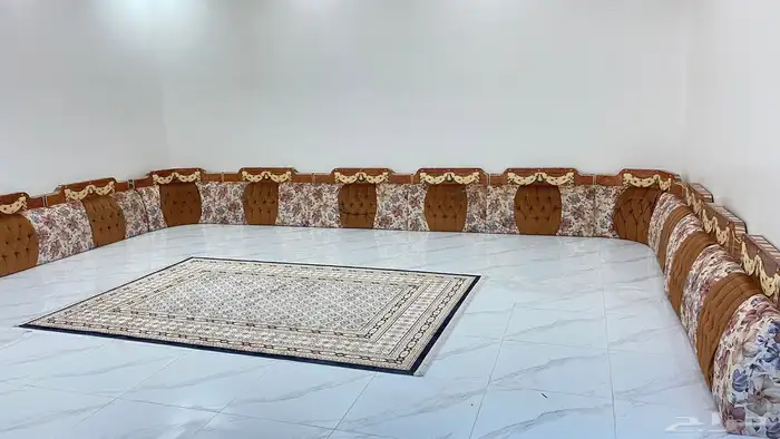 اثاث مستخدم نظيف للبيع 0