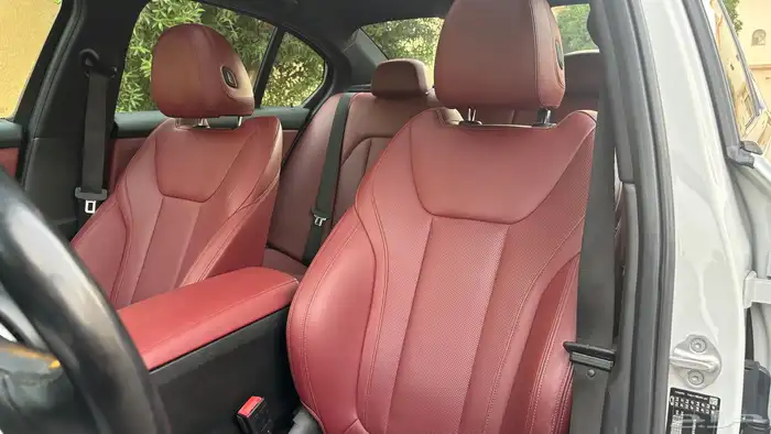 للبيع بي ام 320i 2022 منوه للمستخدم 22