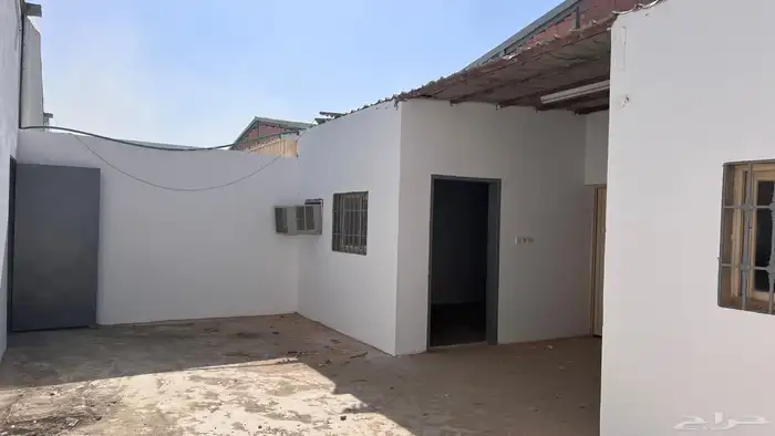 مستودعات للإيجار 4