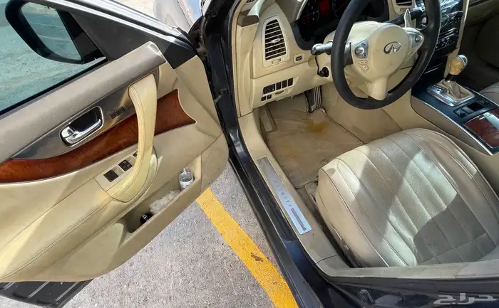 للبيع جيب انفنيتي FX35 8