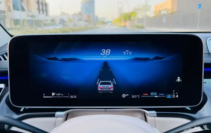 مرسيدس S580 2022 قمة النظافة بحالة الوكالة 44