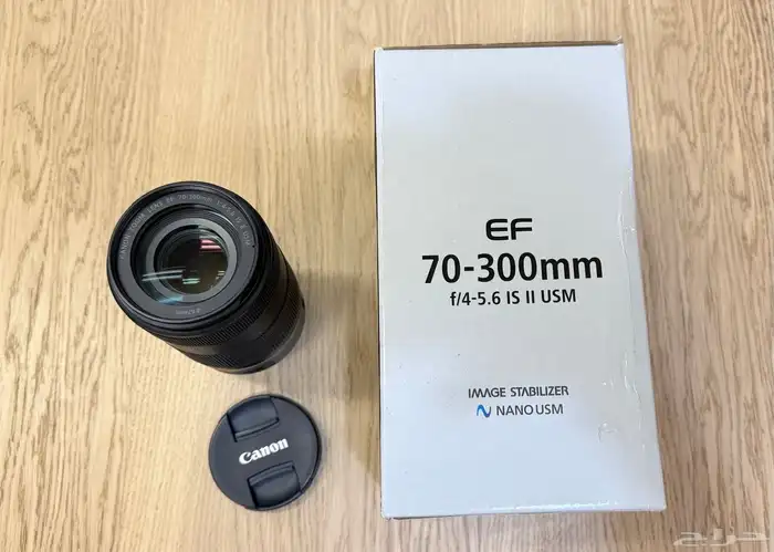 للبيع عدسة كانون EF 70-300 شبه جديدة وبالكرتون 0