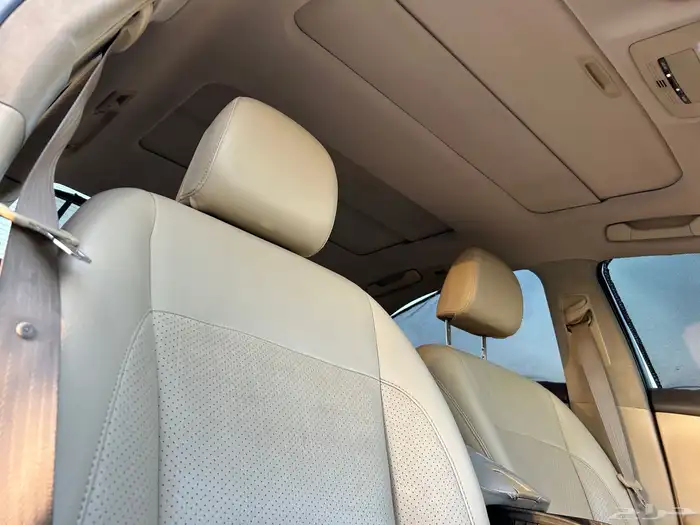 لكزس ES350. 2008 اسود 10