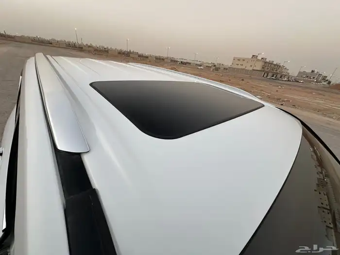 لكزس اف سبورت 2024 وارد عبداللطيف جميل سعودي 30
