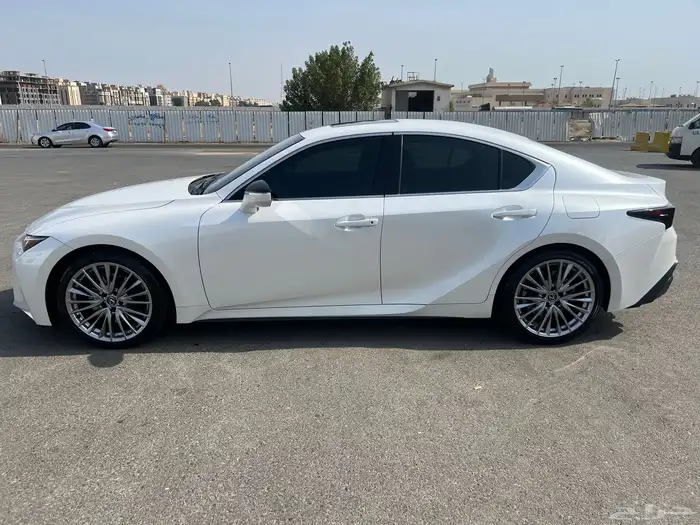 لكزس is 350 cc ابيض خليجي 12